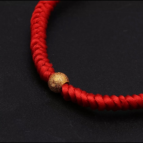 Red String ⚡️Protection ⚡️ Bracelet - Picture 6 of 6